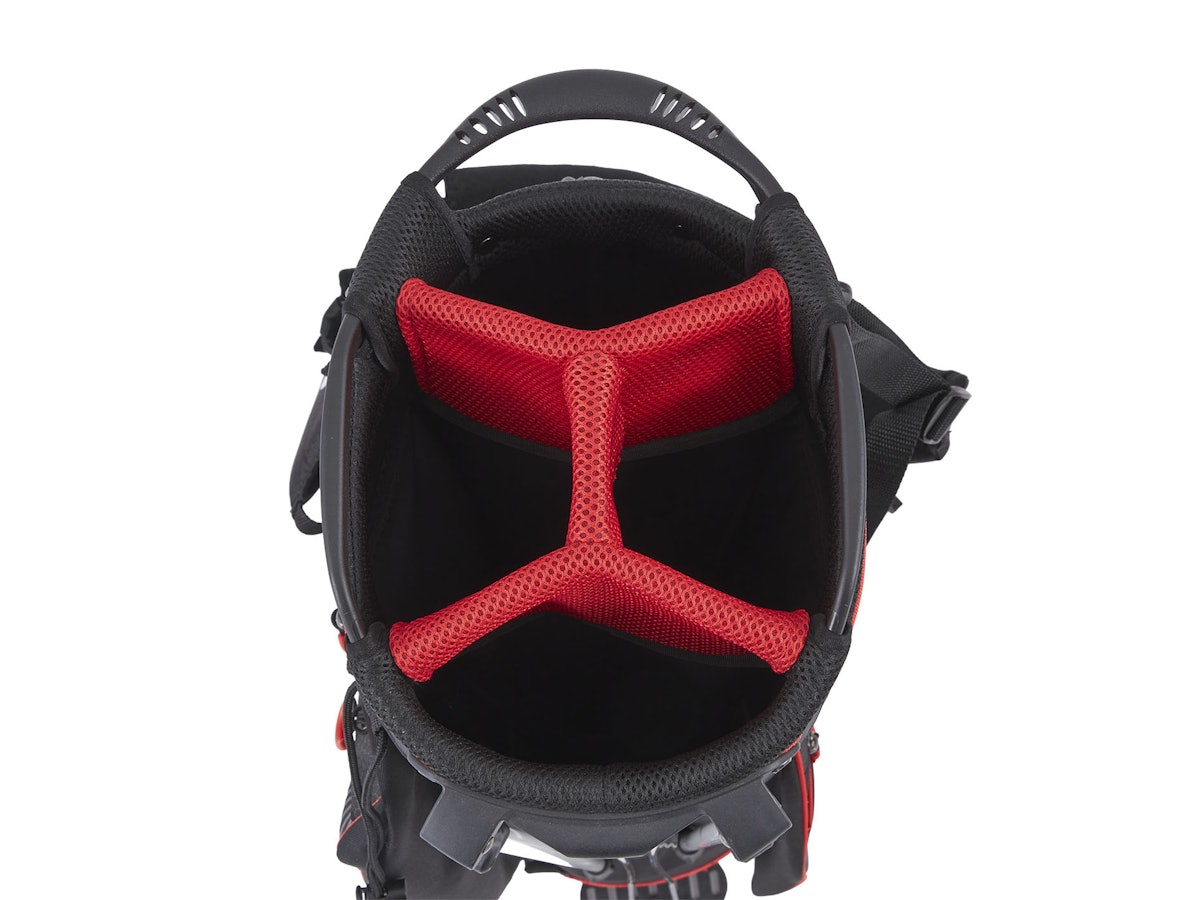 Taylor Made Golf キャリーライト 4WAY スタンドバッグ TB462を検証 Taylor Made Golf キャリーライト 4WAY スタンドバッグ TB462を検証