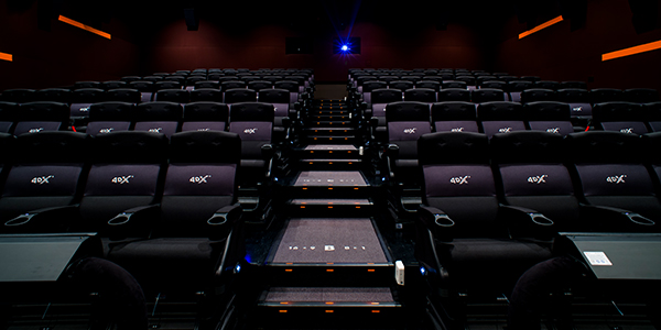 東京都内のカップルシートがある映画館おすすめ10選 デートや記念日に Mybest