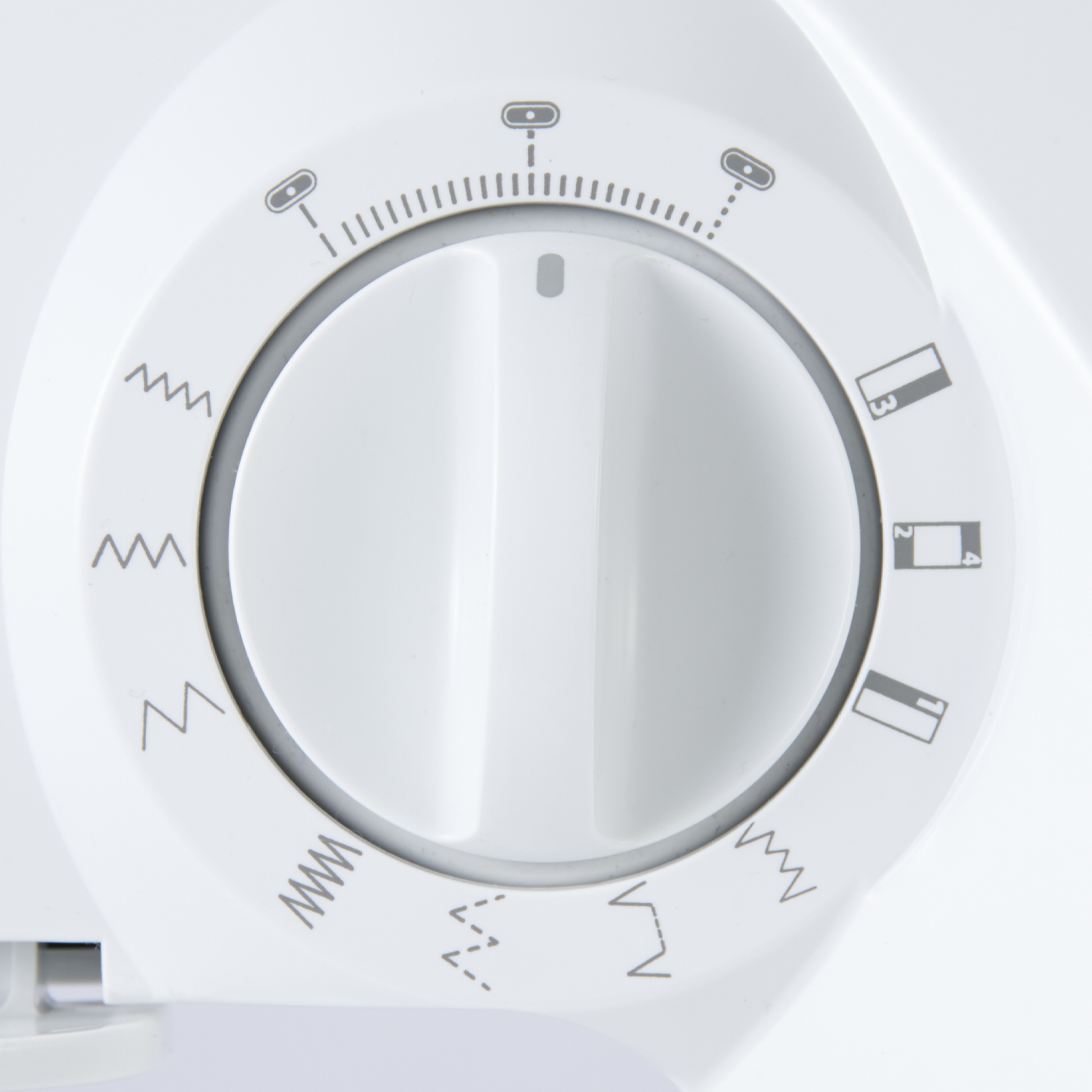 AXE アックスヤマザキ 山崎範夫の電子ミシン AG-005 アックスヤマザキ 山﨑範夫の電子ミシン AG-005をレビュー