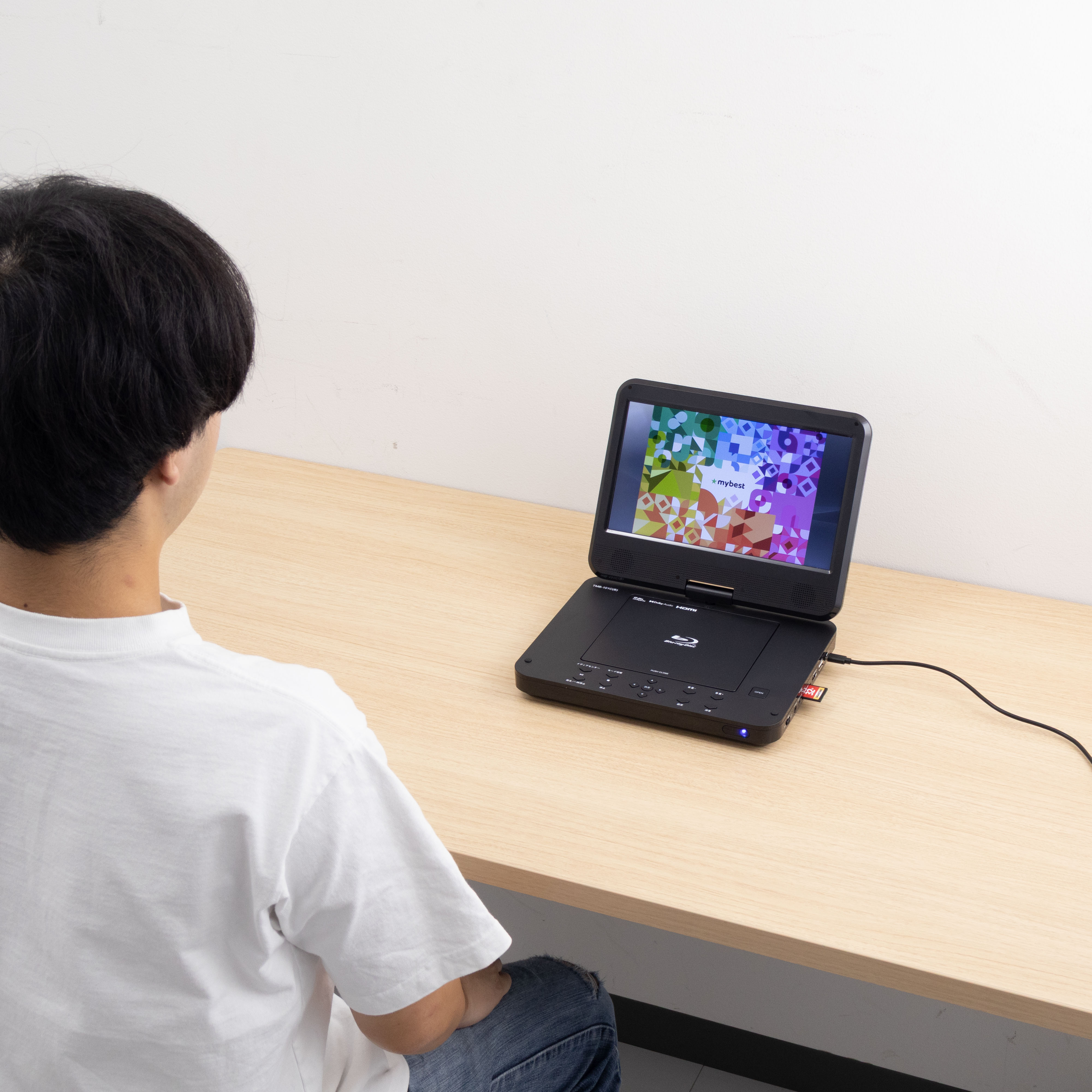 ポータブル ブルーレイディスクプレーヤー 6