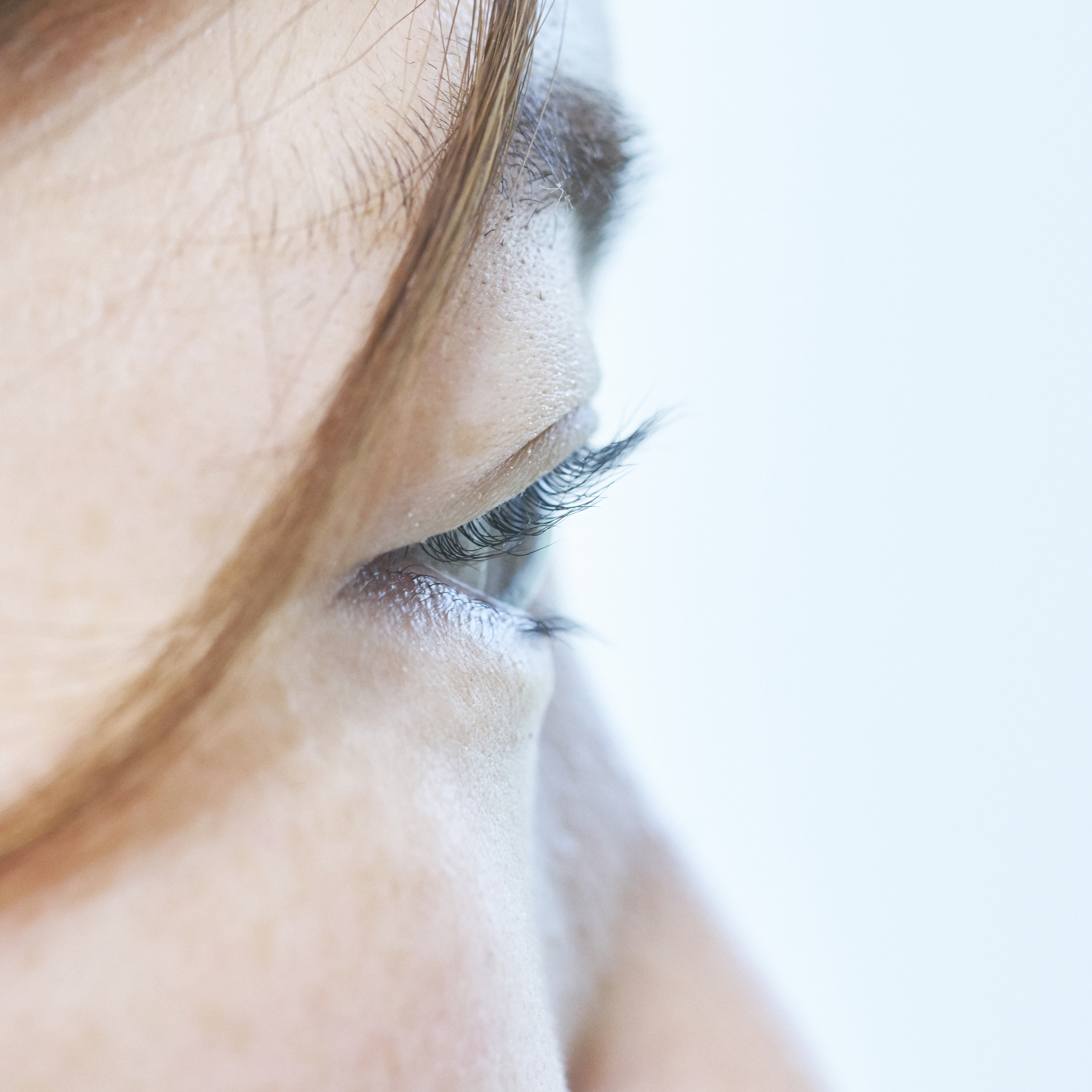 ケイト アイラッシュカーブナーを他商品と比較 口コミや評判を実際に使ってレビューしました Mybest