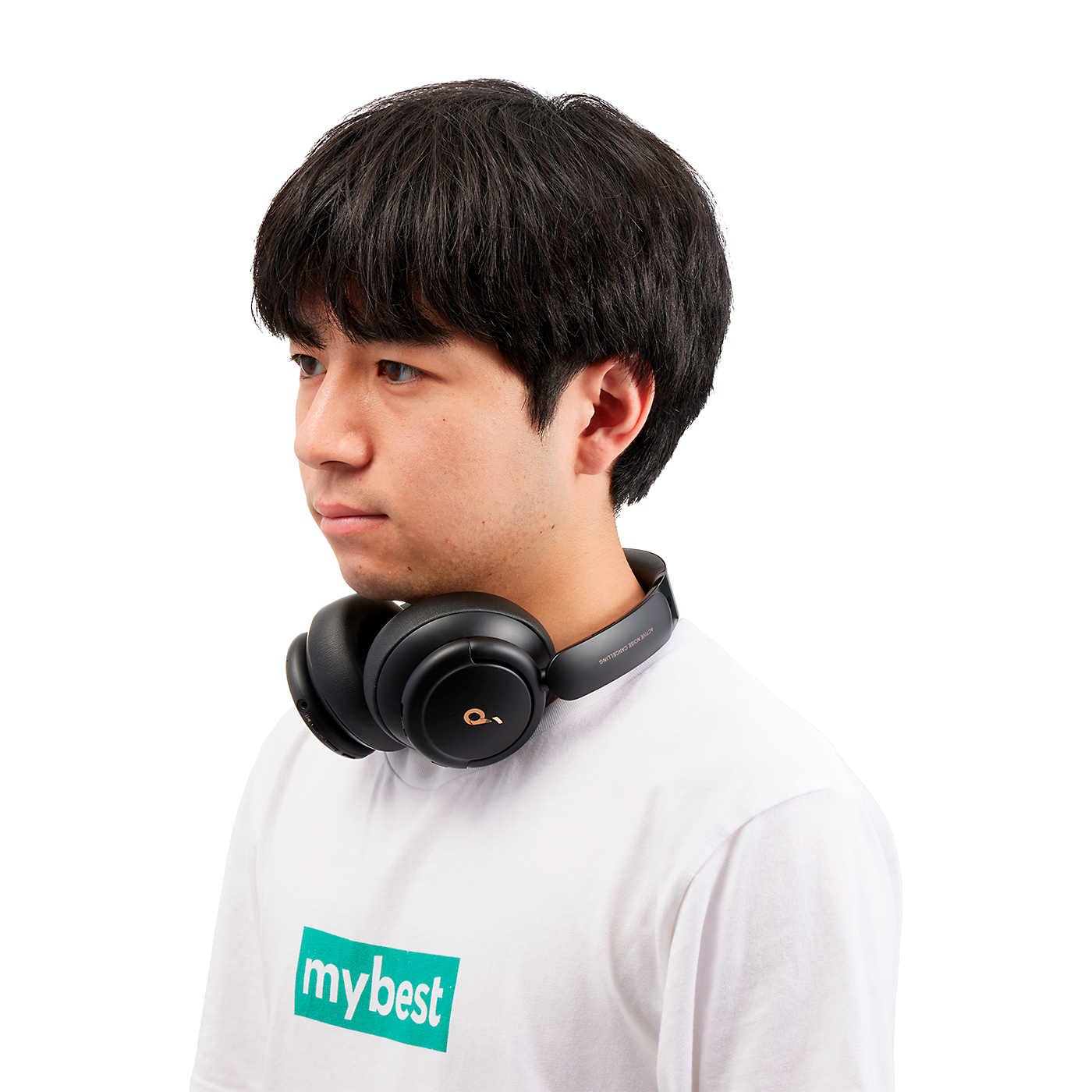 Soundcore Life Q30 11