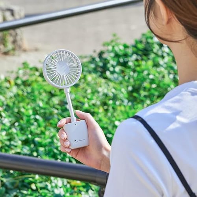 スマホも挟める薄型クリップファン 9