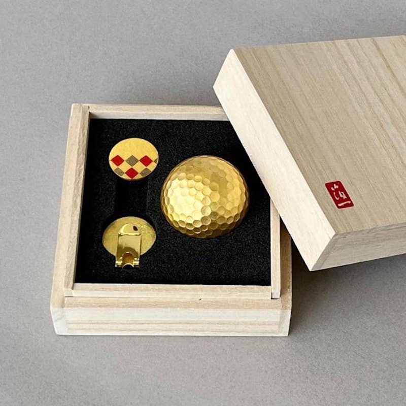 金箔 ゴルフボール&マーカーセット 1