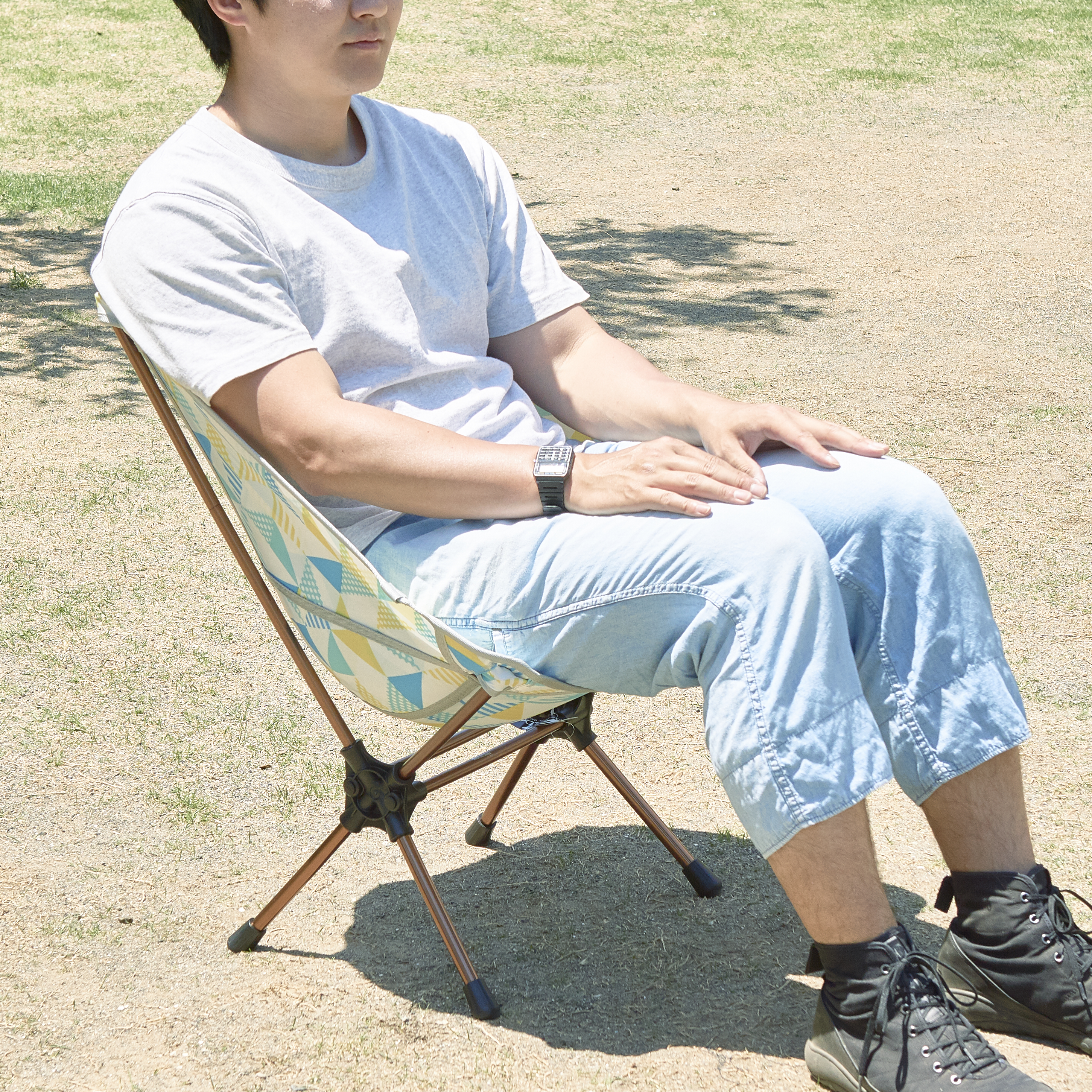 21年全 8カラー 軽量 持ち運びイス 釣りチェア アウトドアチェア 折りたたみ