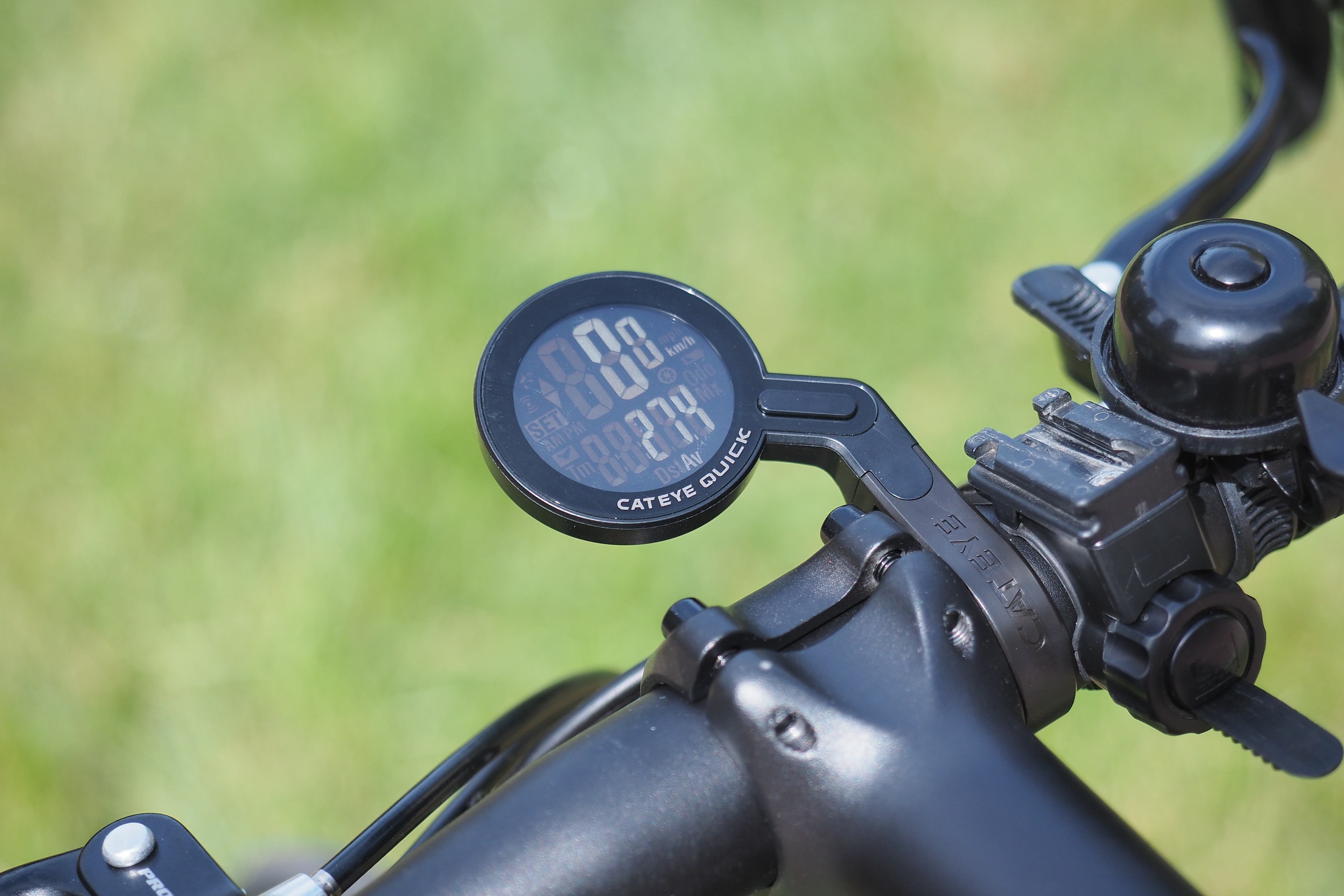 キャットアイ QUICK CC-RS100Wを検証レビュー！サイクルコンピューター