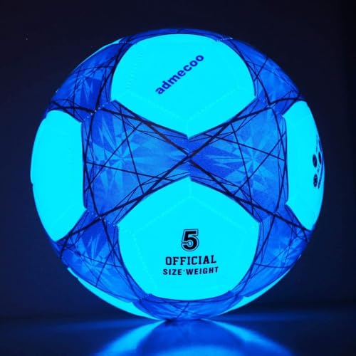 光るサッカーボール 1