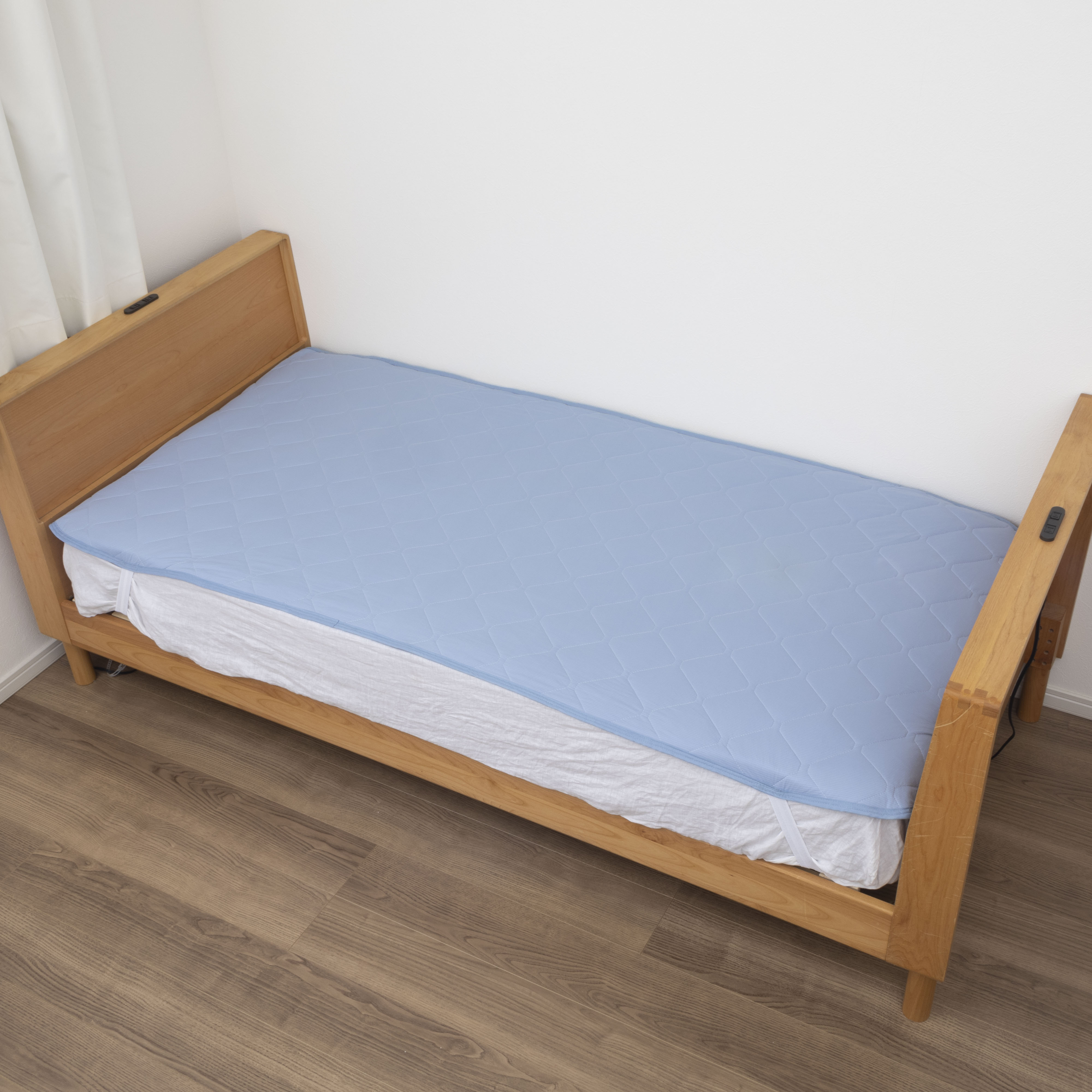 ニトリ NクールSP 両面使えるゴムバンド付き敷パッド S2402を検証