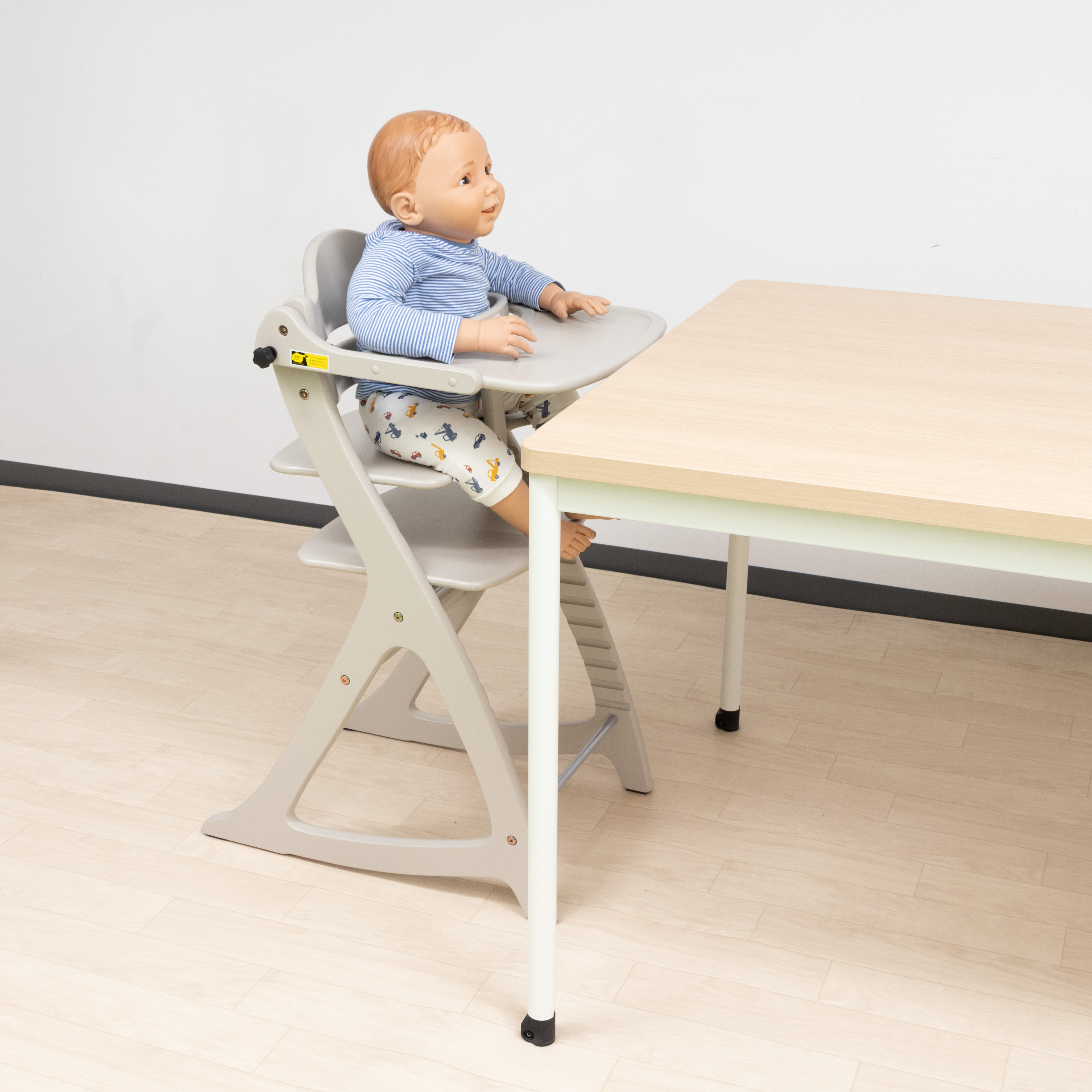 大和屋 すくすくチェア スリム-Jを検証レビュー！ベビー用ハイチェアの