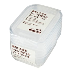 蓋をしたままレンジで使えるフードコンテナ