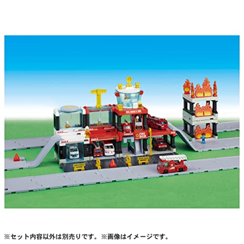 トミカタウン 出動!消火!レスキューベース 5