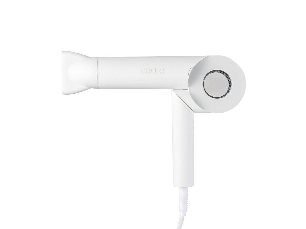 cadre ヘアドライヤーをレビュー!クチコミ・評判をもとに徹底 cadre ヘアドライヤーをレビュー!クチコミ・評判をもとに徹底