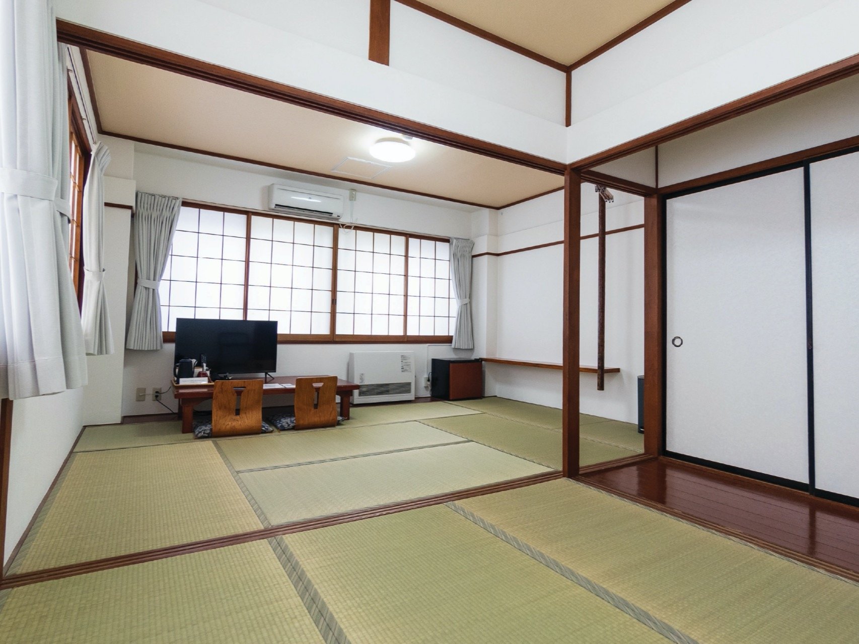 VOYAN Resort 富士山中湖・月湖荘 3