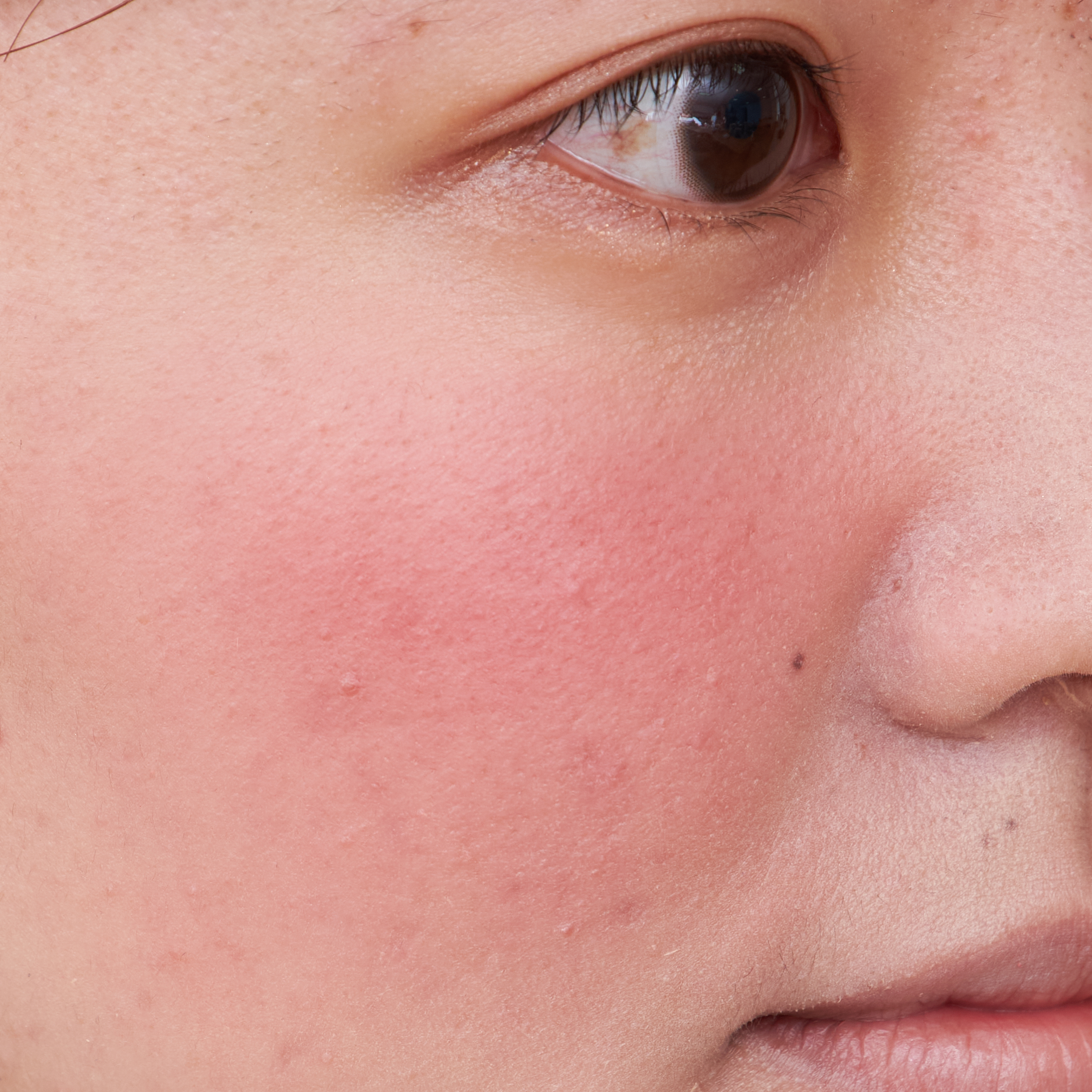 THREE チーキーシークブラッシュ 16をレビュー！クチコミ・評判