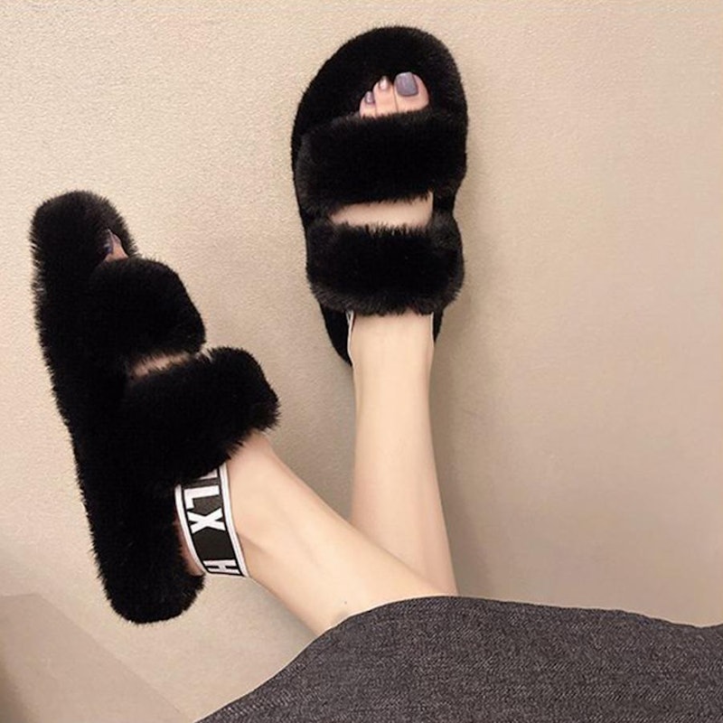 ファーサンダル 1
