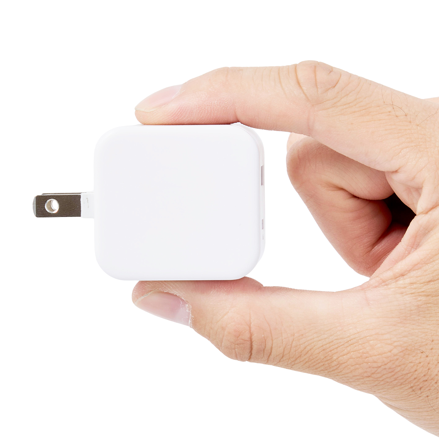 急速充電器 USB-C/USB-A 4
