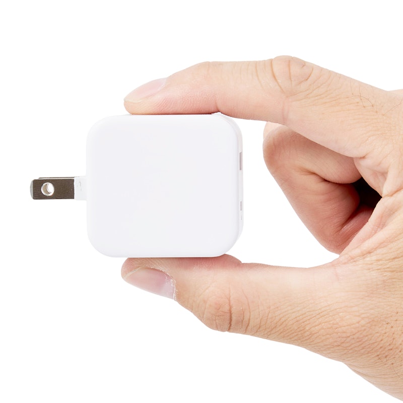 急速充電器 USB-C/USB-A 4