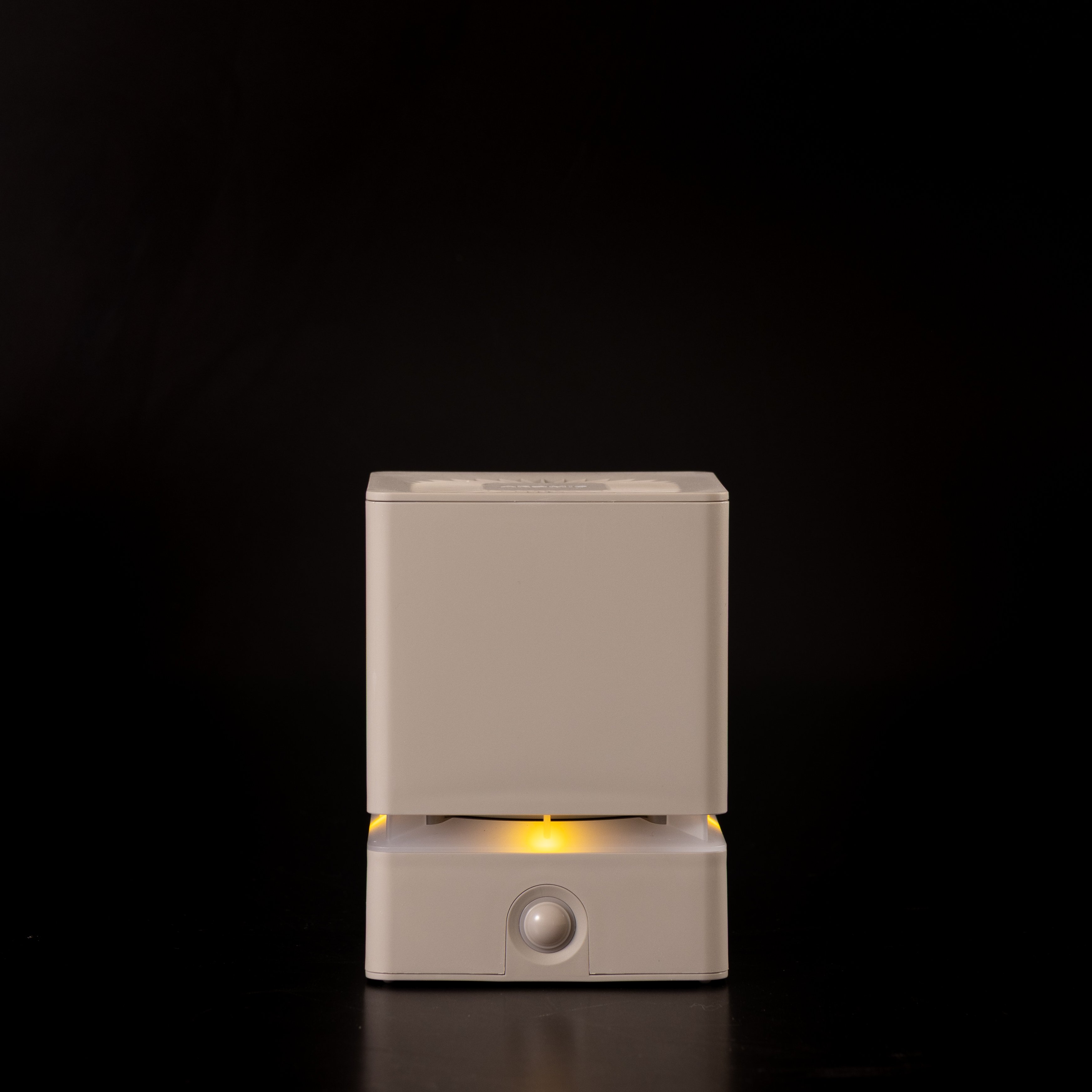 アロマスター AROMIC 睡眠用アロマディフューザー ねむりの魔法を検証