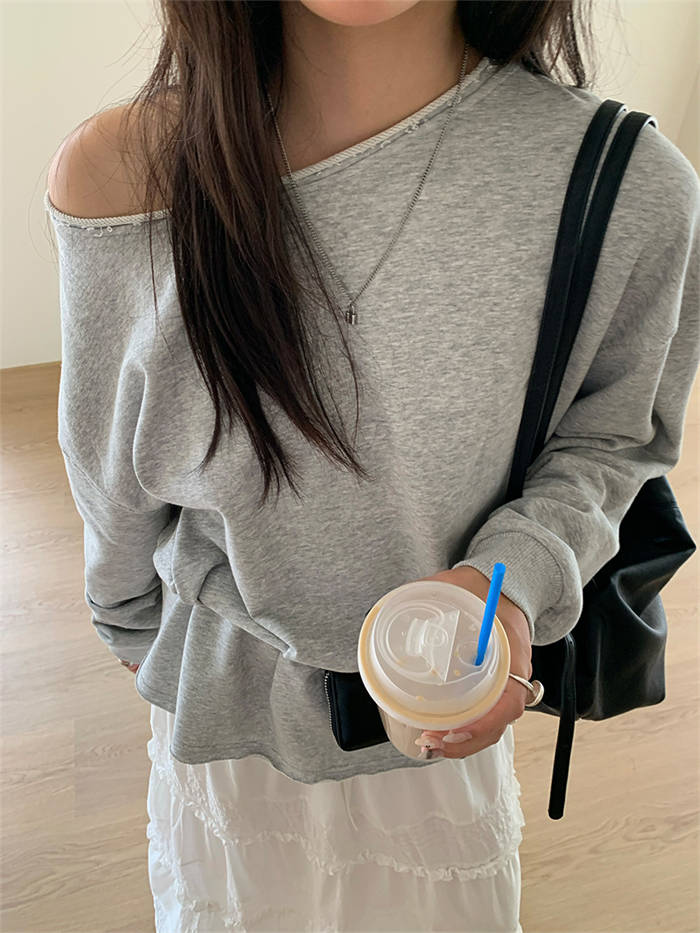  オフショルダー スウェット 2