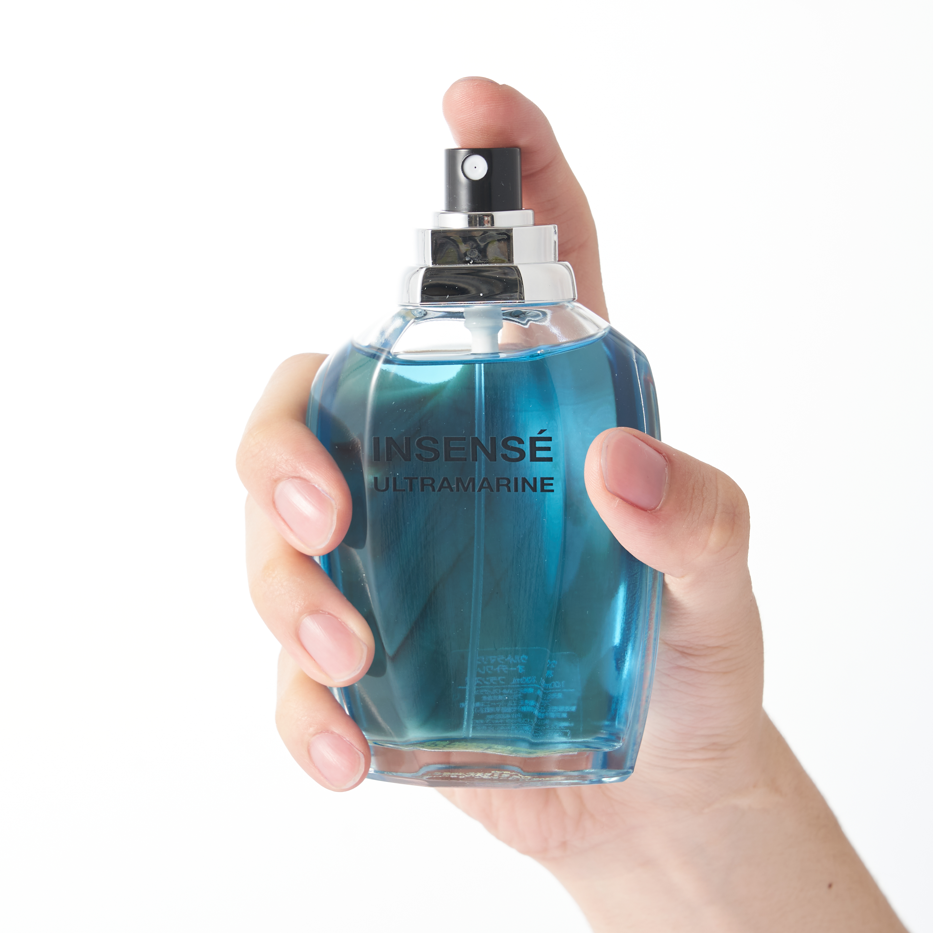 ジバンシィ ウルトラマリンをレビュー！クチコミ・評判をもとに徹底