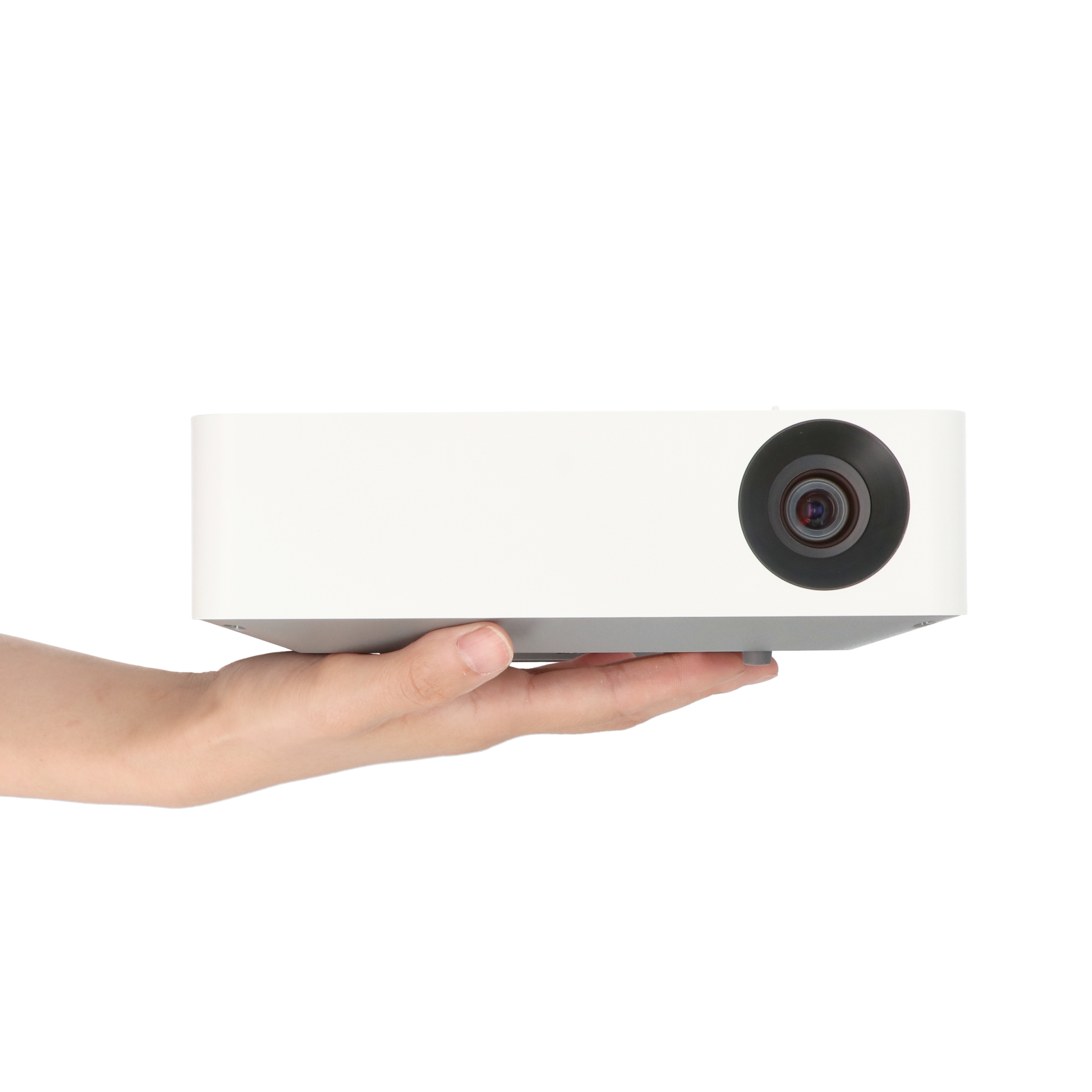 LG エレクトロニクス CineBeam PF610Pをレビュー！クチコミ・評判をも