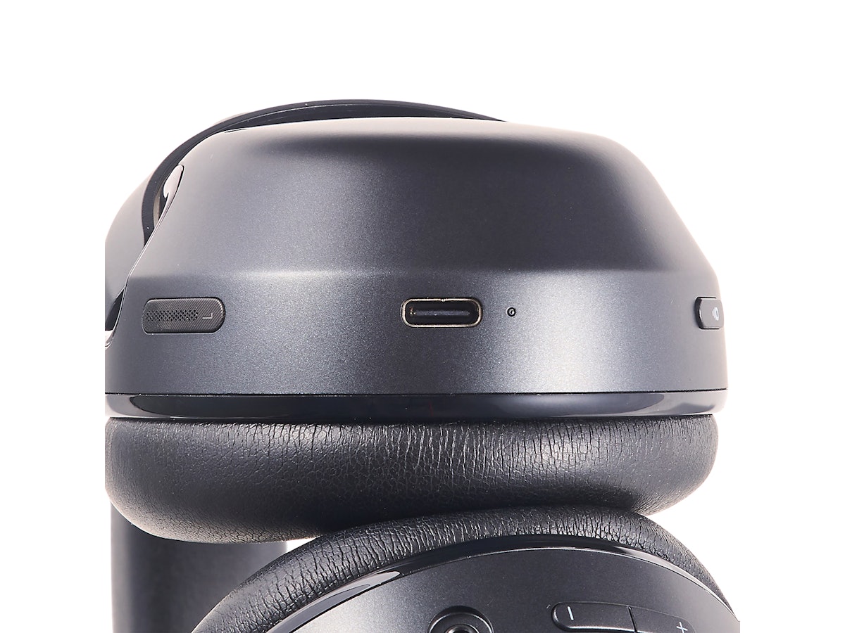 JBL TOUR ONE M2を徹底レビュー!実際に使ってわかったよい点 JBL TOUR ONE M2を徹底レビュー!実際に使ってわかったよい点