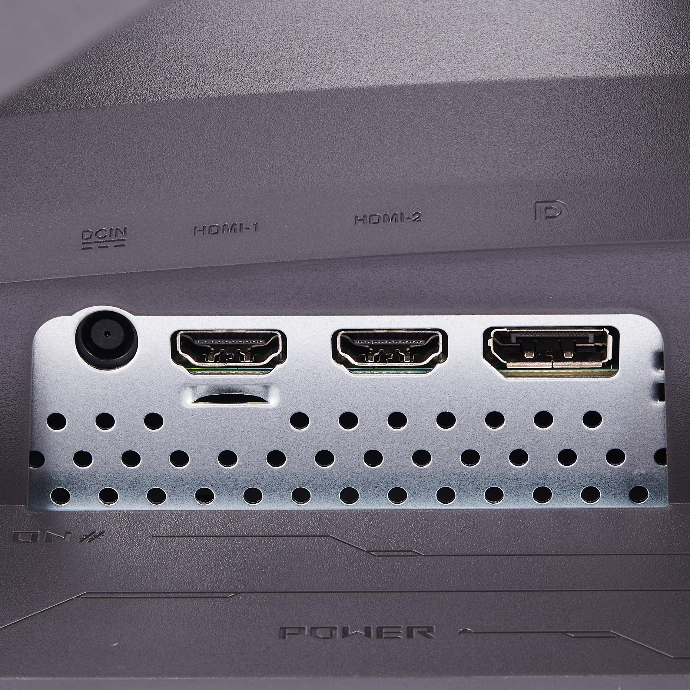 ASUS ROG Swift OLED PG32UCDMを徹底レビュー！実際に使ってわかった