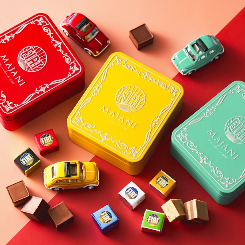 チョコレート・ミニカーセット缶 2