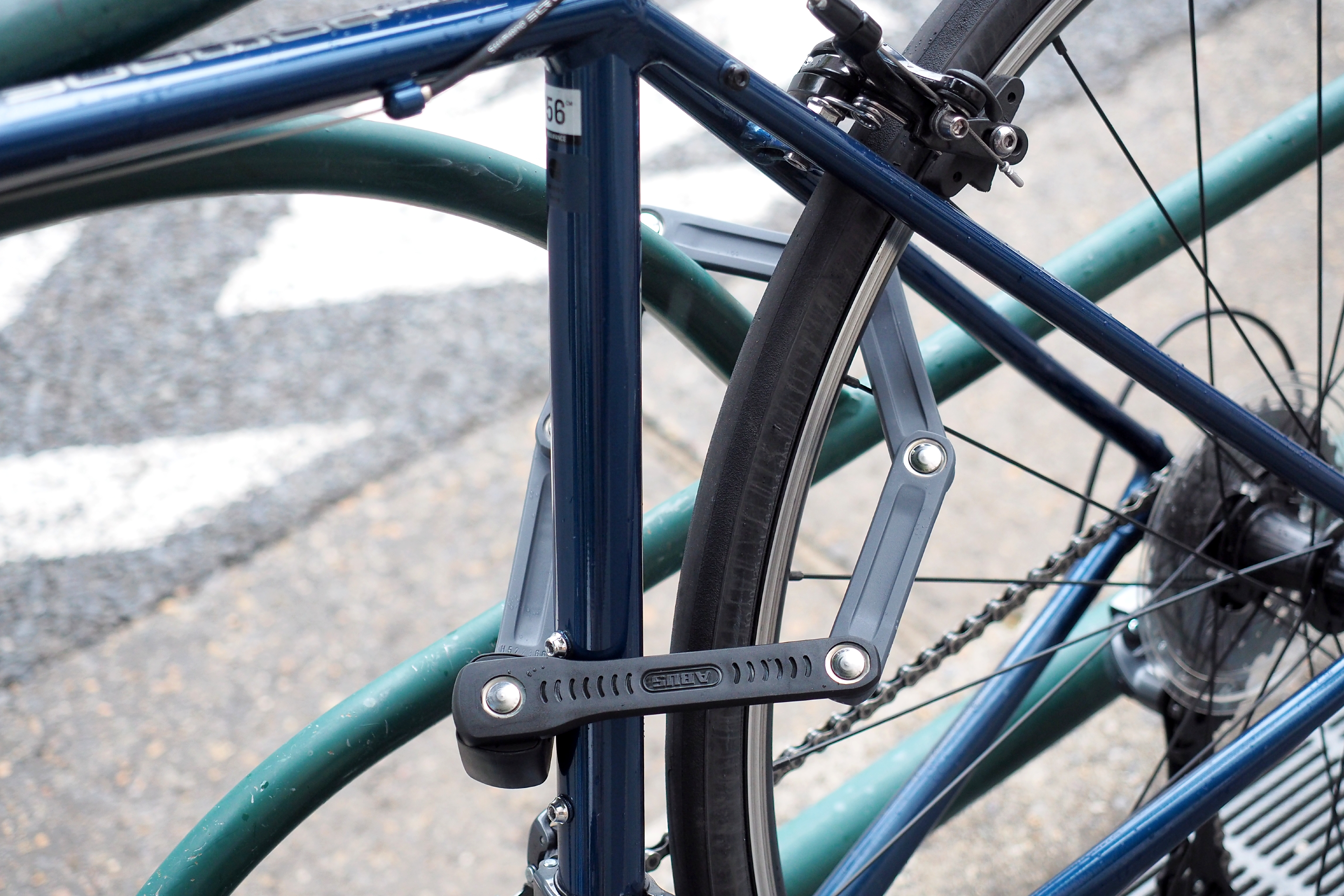 ロードバイク ジャイアント giant DEFY2 おまけ:ABUSブレードロック