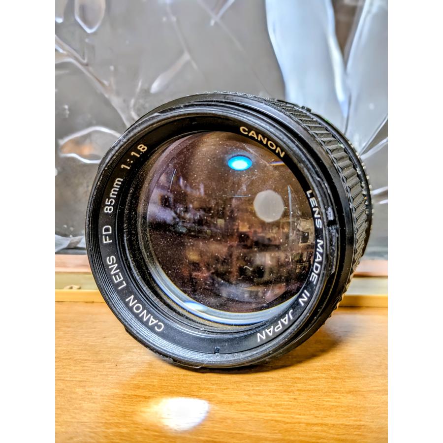 FD LENS 85mm F1.8 1