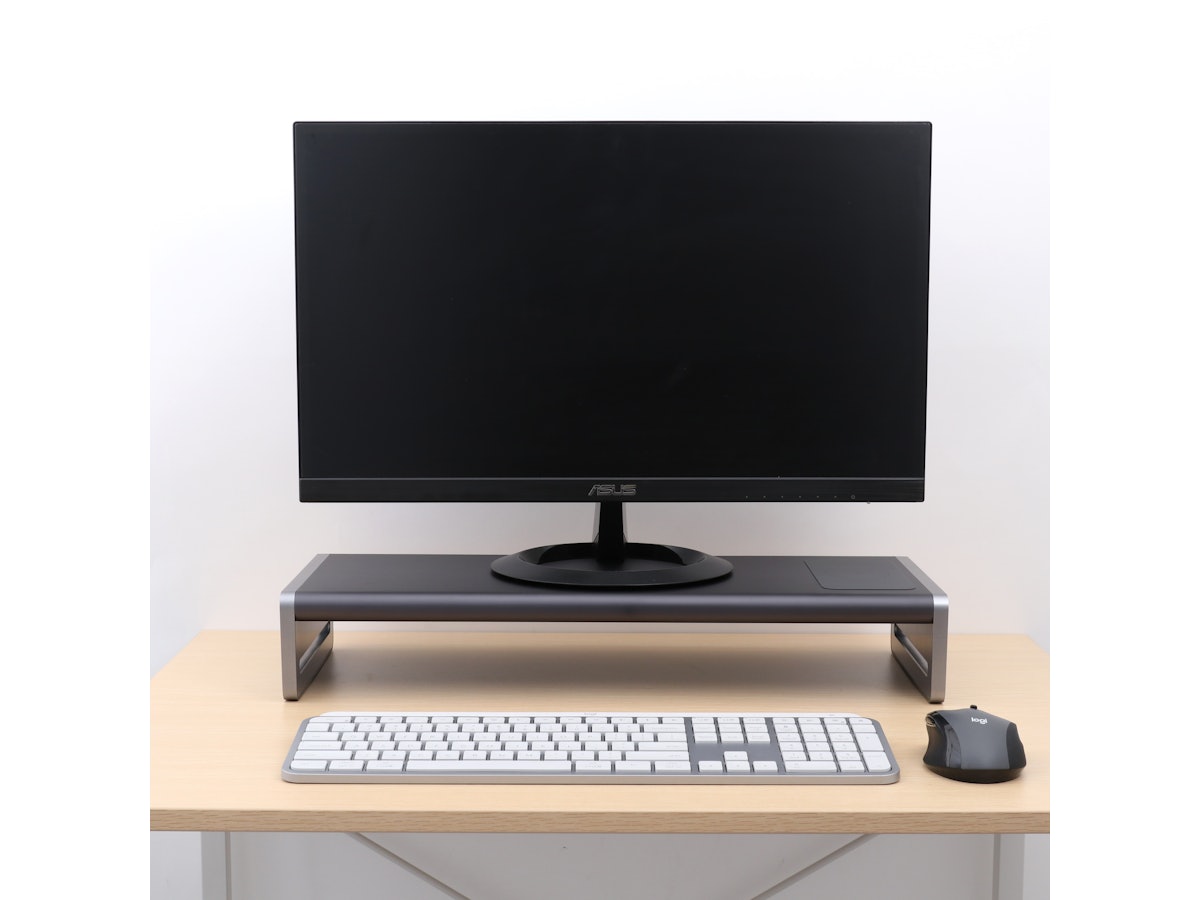 Anker 675 ドッキングステーション モニター台 Anker 675 USB-C Anker 675 ドッキングステーション モニター台 Anker 675 USB-C