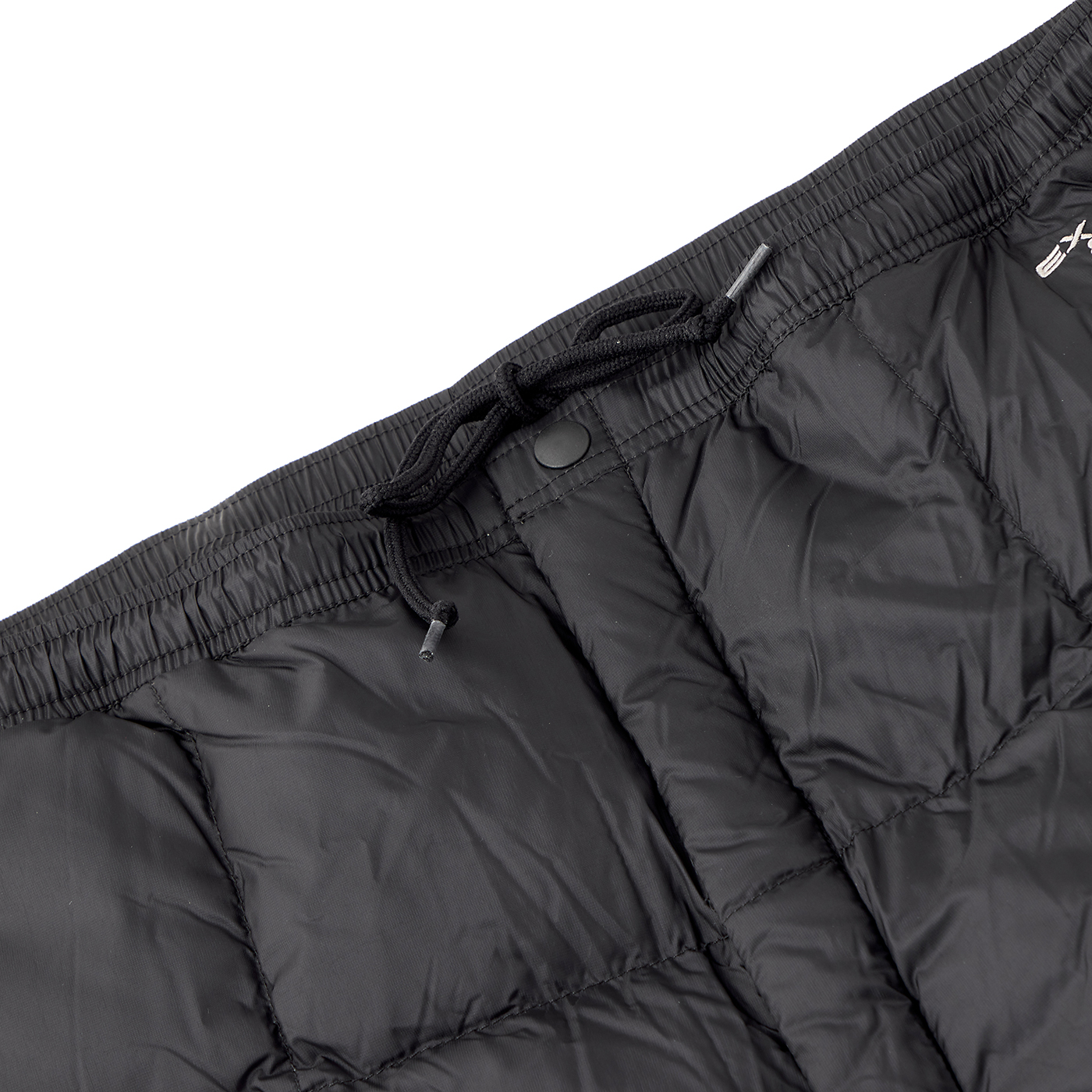 モンベル ライトアルパイン ダウンパンツをレビュー！クチコミ・評判を