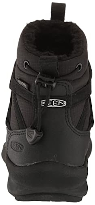 UNEEK SNK CHUKKA II WP 3