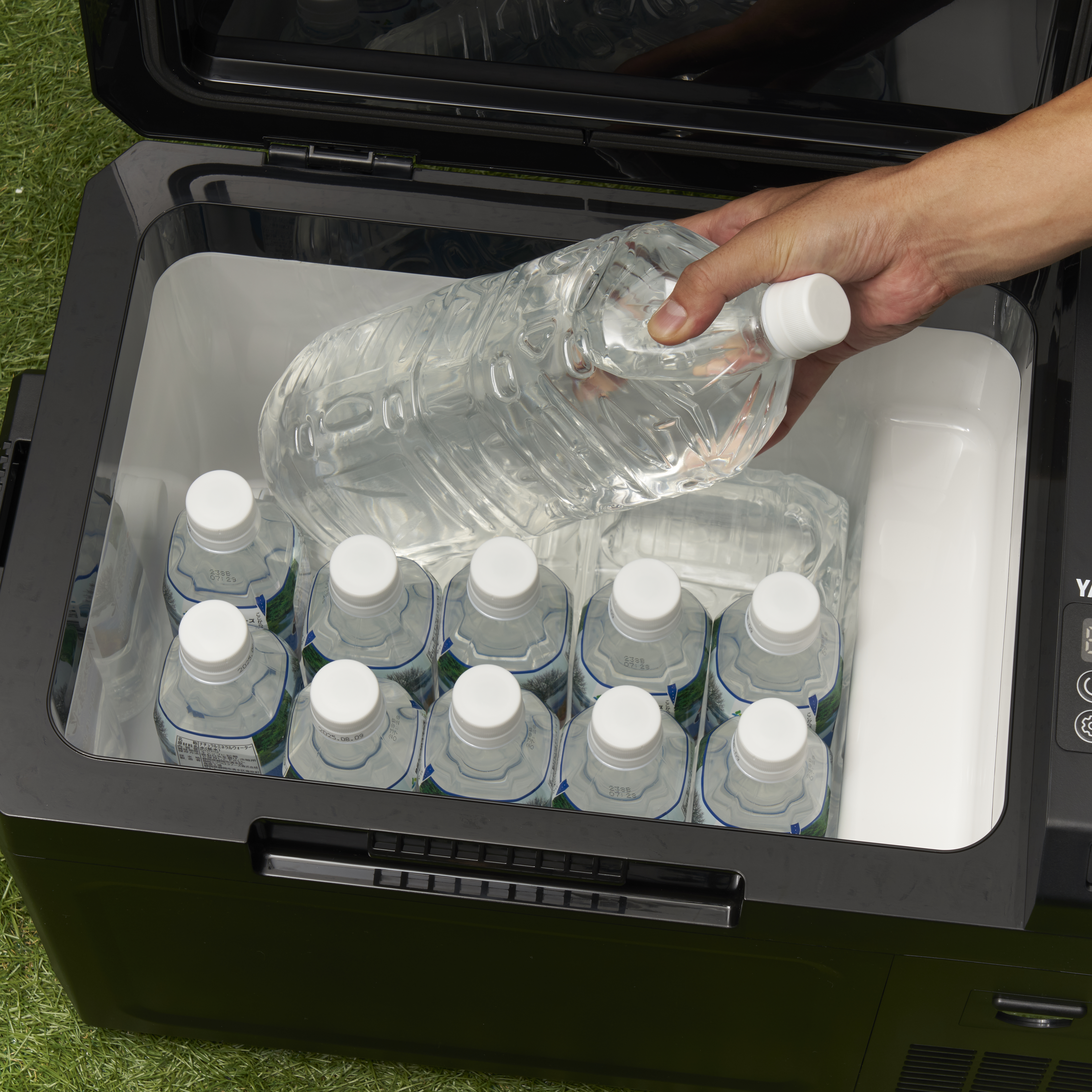 ポータブル冷蔵庫 車でも使用可能 楽天市場】【P3倍☆11/1迄】 ポータブル冷蔵庫 車載冷蔵庫 20L