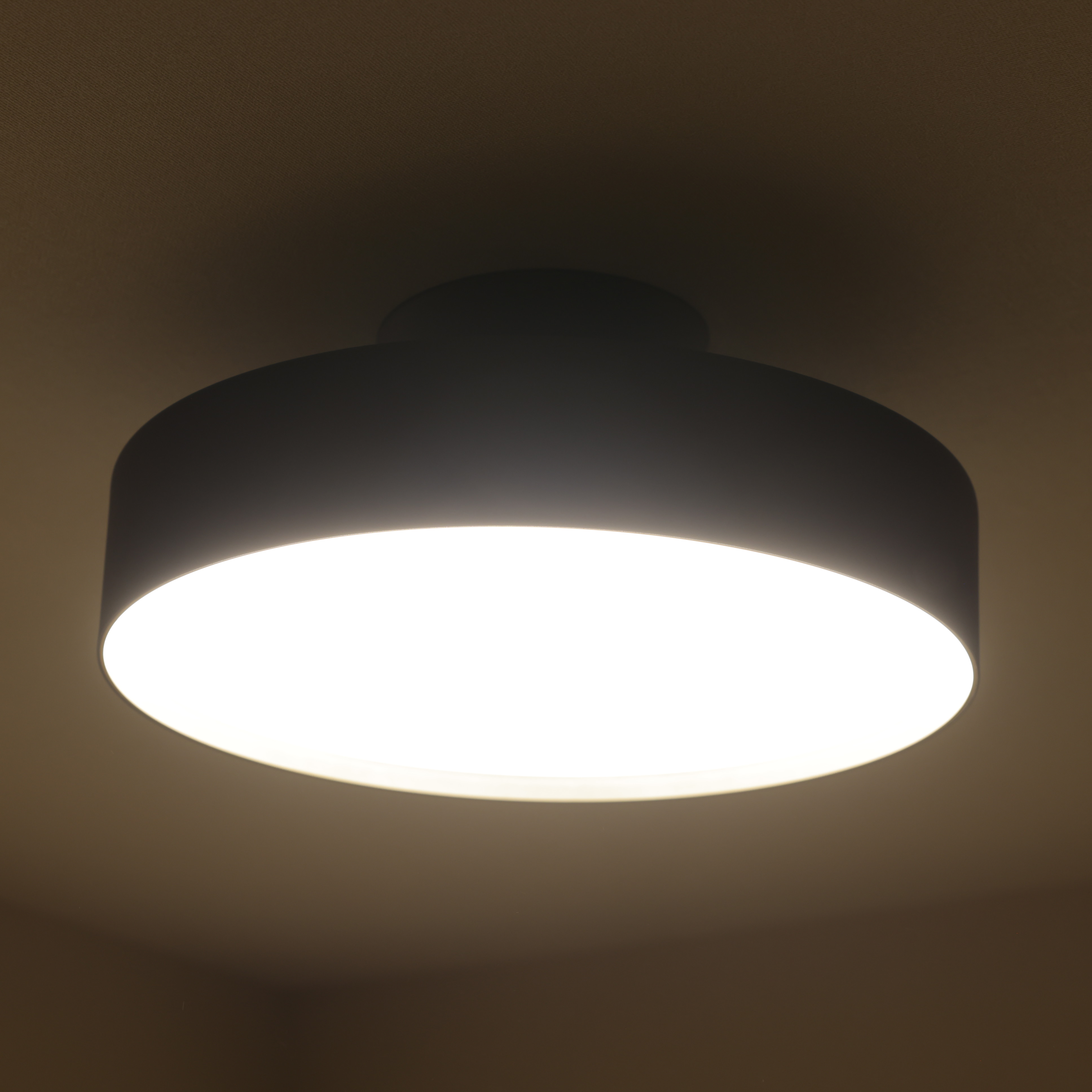 グロー LED シーリングランプ 2