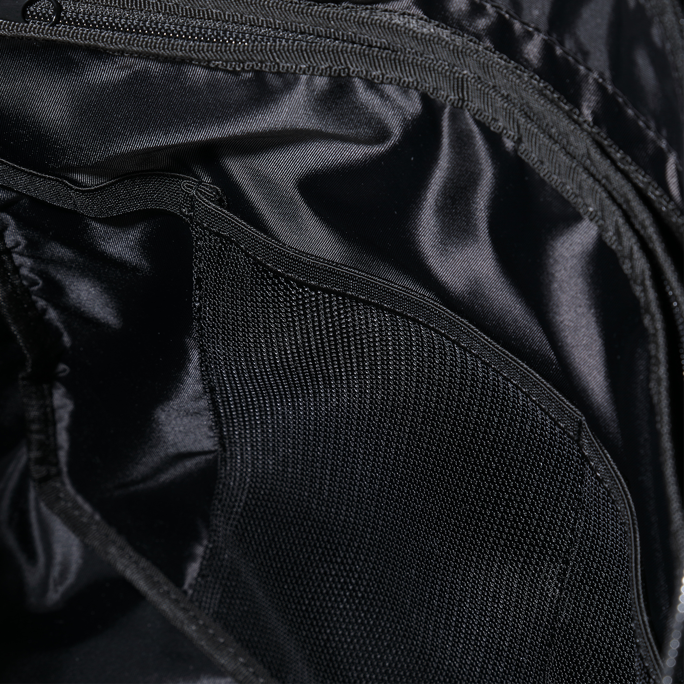 アオキ LES MUES モバイルスペース 軽量トートバッグをレビュー