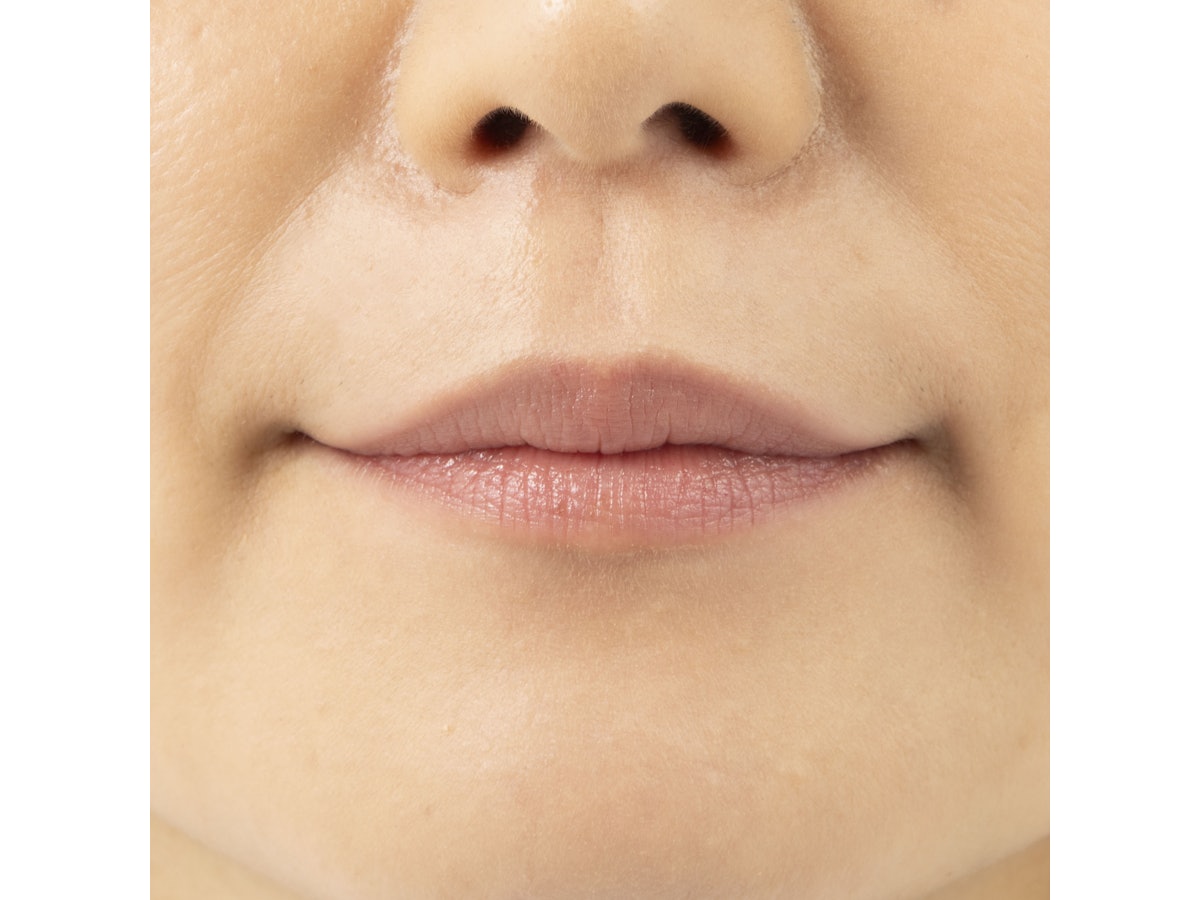 シャネル ルージュ ココ ボーム 912 ドリーミー ホワイトをレビュー シャネル ルージュ ココ ボーム 912 ドリーミー ホワイトをレビュー