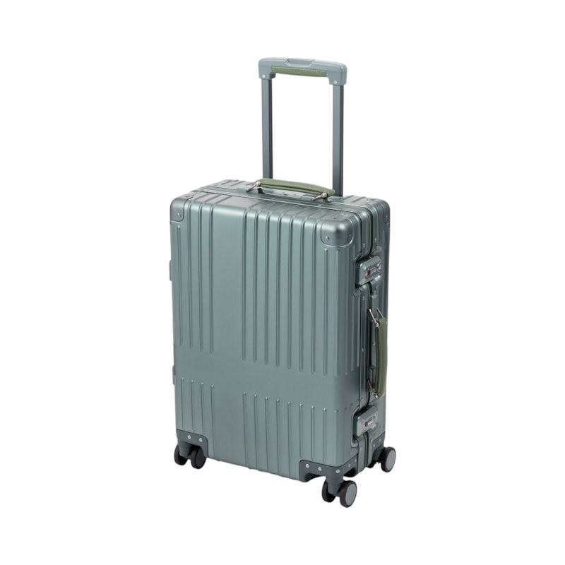 新品*イノベーターアルミスーツケース36L*新色 Green Bay innovator Green Bay 36L Cabin INV1811STPを検証レビュー