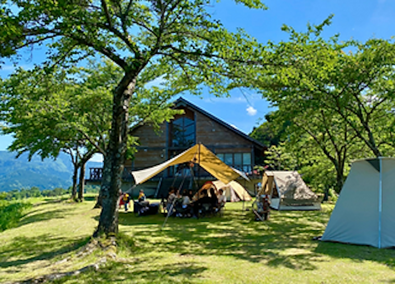 吉滝キャンプ場コテージ村 1