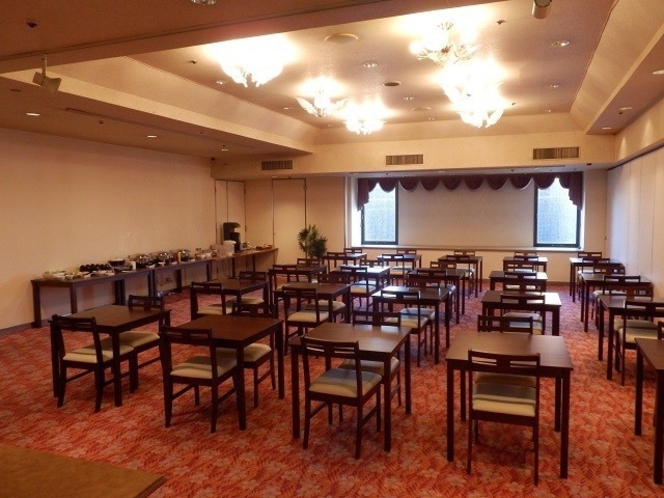  ホテルクラウンヒルズ山形 香澄町 3