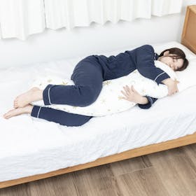 ベネッセコーポレーション たまひよ 授乳クッションになる妊婦さんの抱き枕・ロングの口コミ・評判を元に検証してメリット・デメリットを徹底レビュー 2