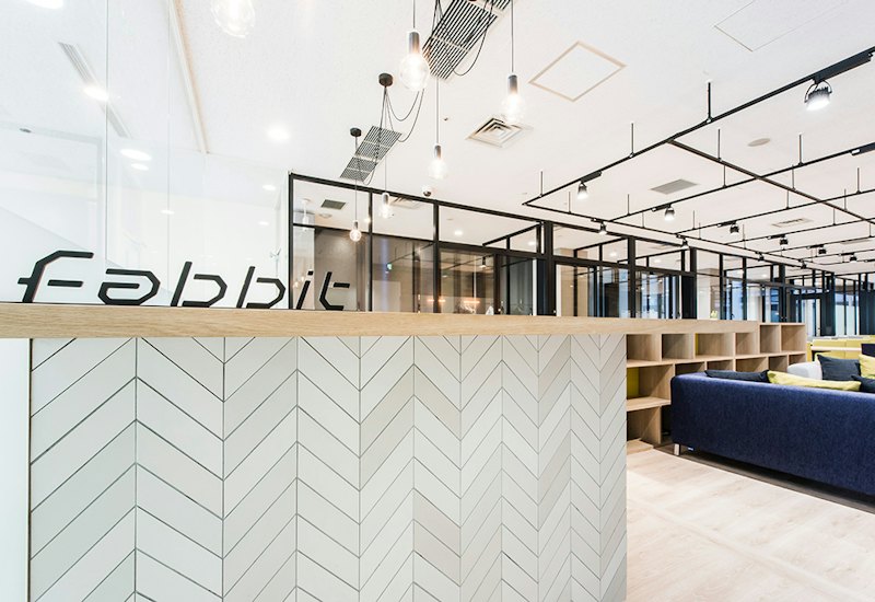 fabbit 京橋 1