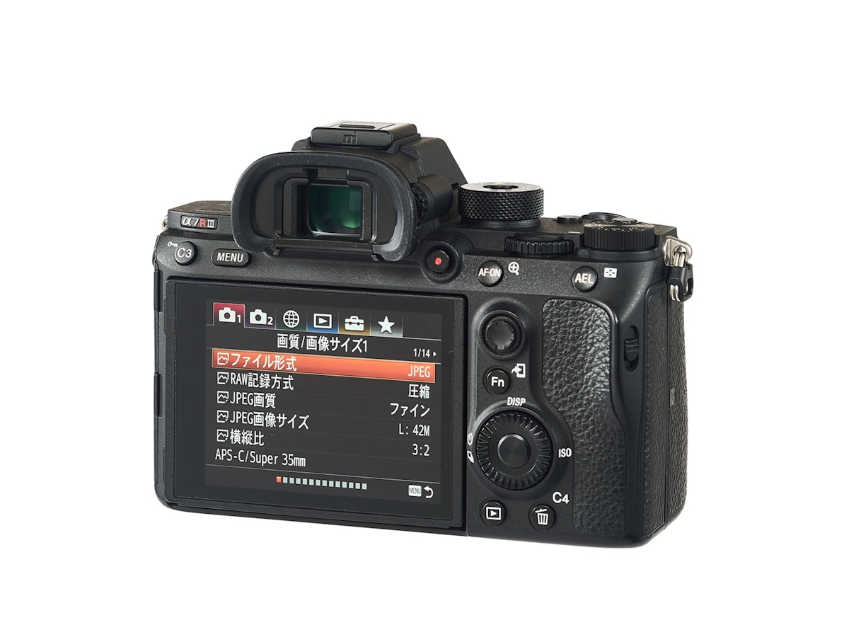 SONY α7R III 本体】ILCE-7RM3 グリップ付き α7R III(ILCE-7RM3 SONY α7R III 本体】ILCE-7RM3 グリップ付き α7R III(ILCE-7RM3
