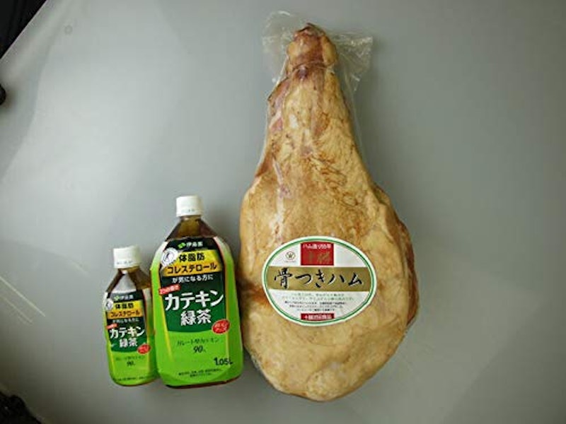 骨付きウデハム 3