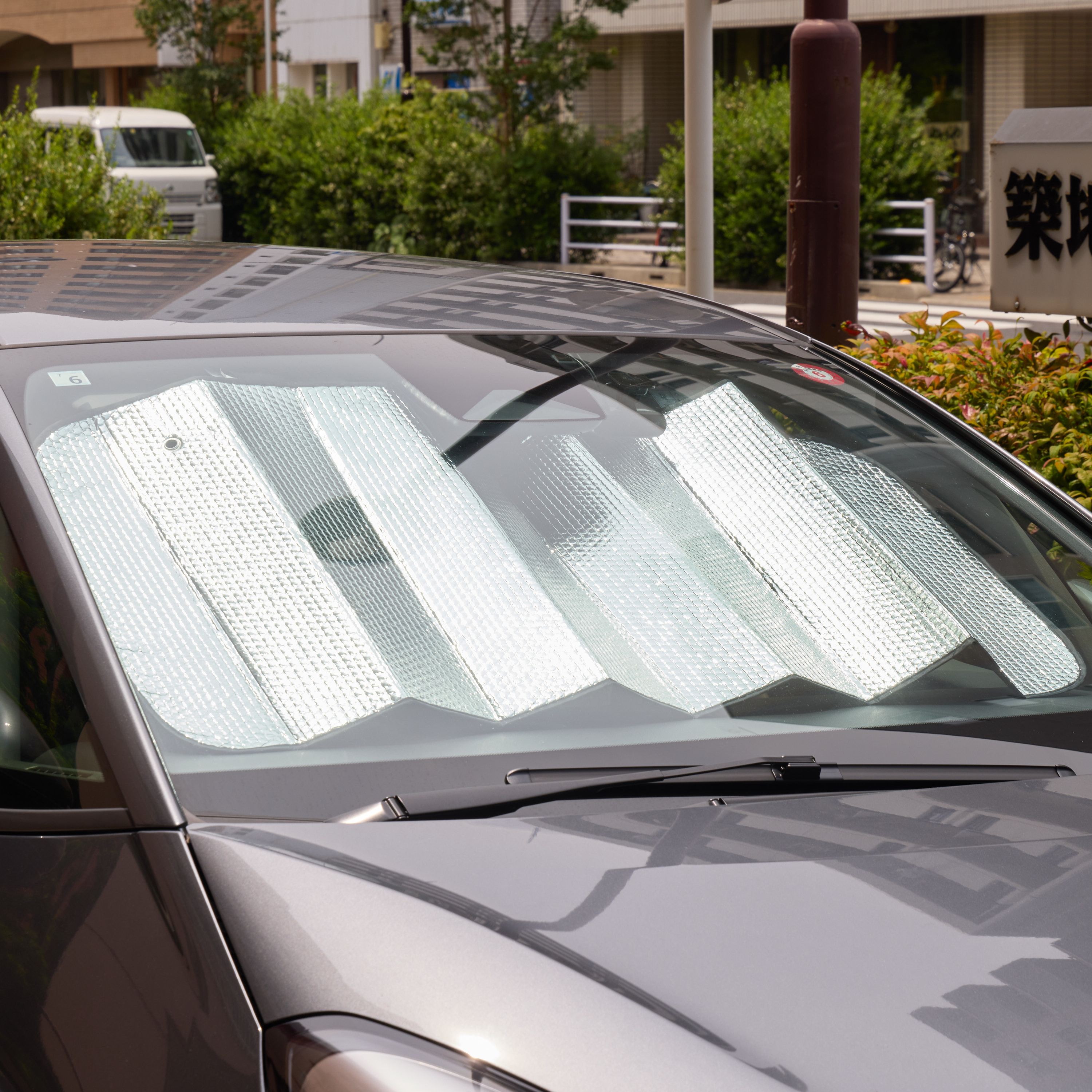 カインズ 車内用フロントシェード Lの口コミ・評判は？実際に使ってメリット・デメリットを徹底レビュー！ 2