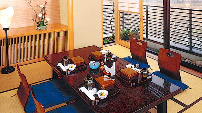 伊豆栄 本店 3