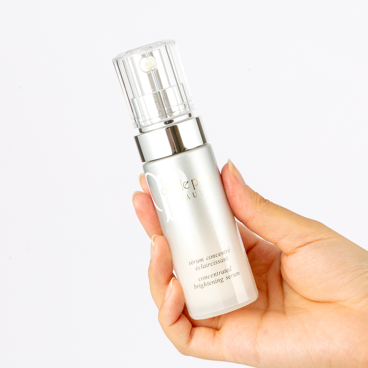 クレドポーボーテ セラムコンサントレエクレルシサンをレビュー