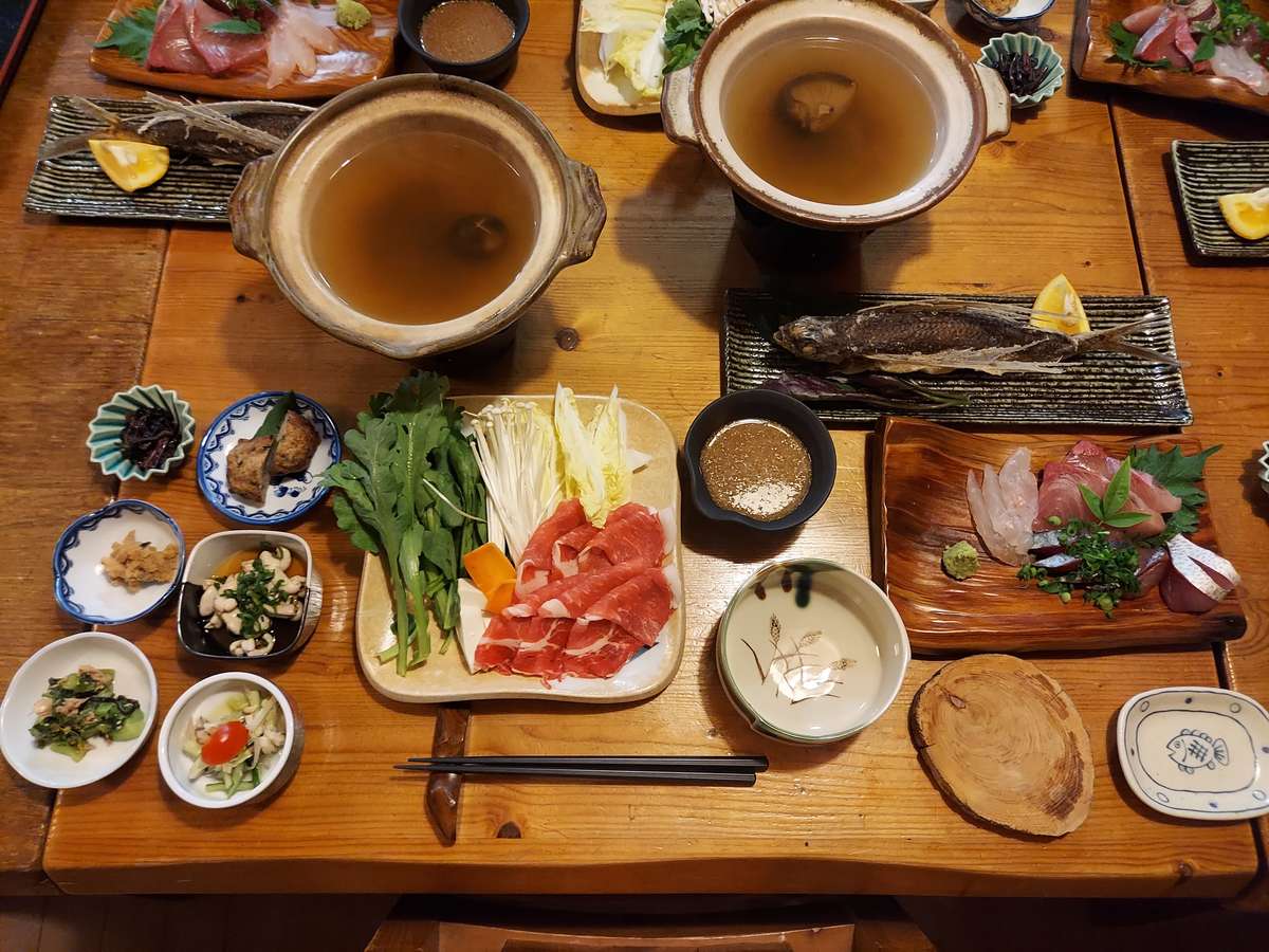 屋久島料理 宿 鱗屋 2