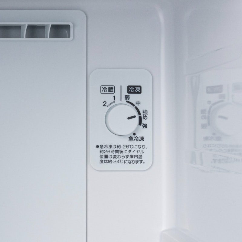 107L 前開き式冷凍庫 2