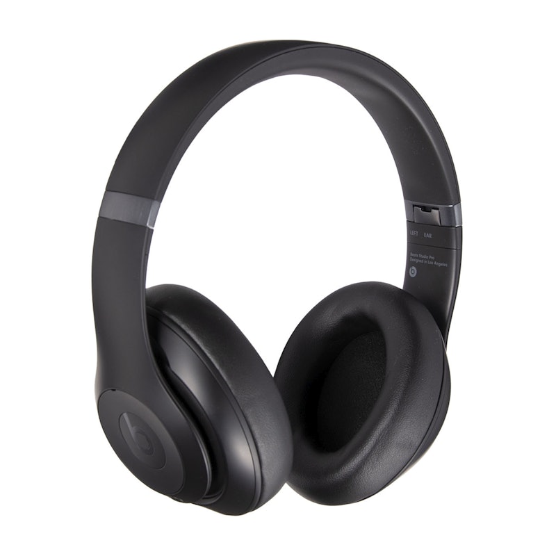 Beats Studio Pro 4